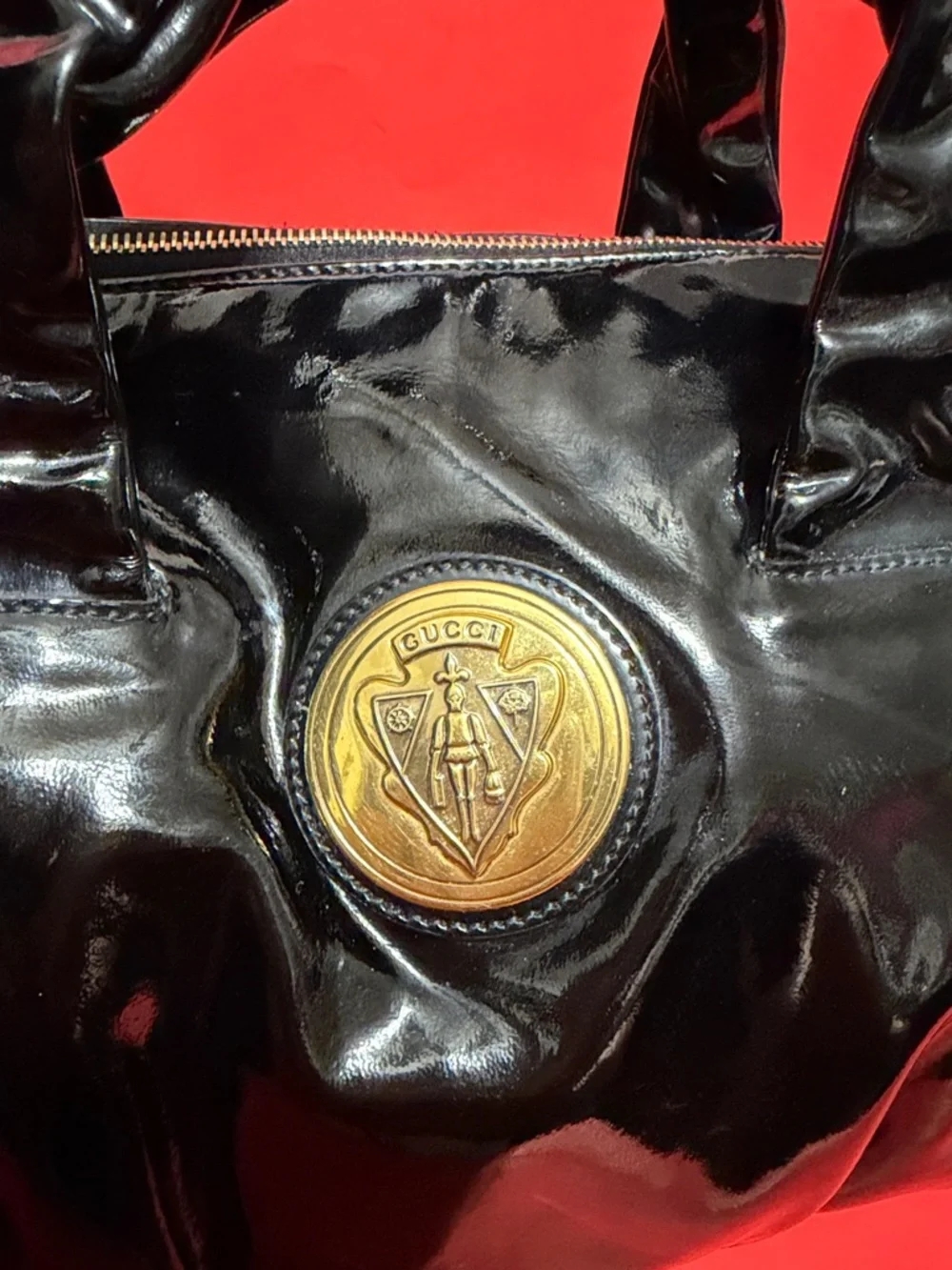 GUCCI Hysteria Patent Leather Handbag - Picture 7 of 14